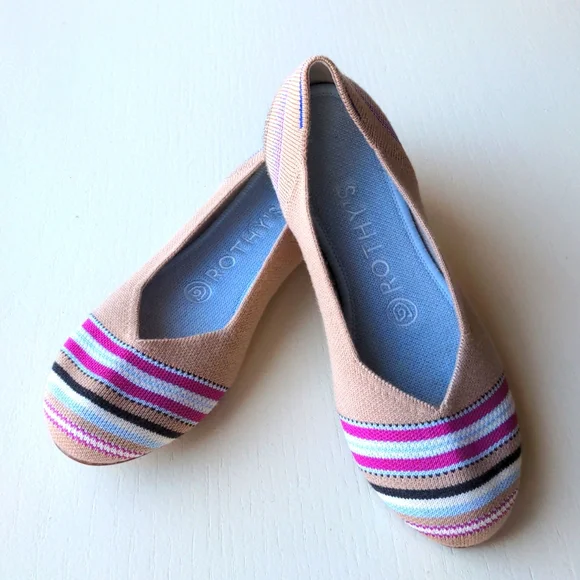 💕 Rothy's Merino Wool Flat in Camel Ribbon Stripe Merino Wool Size 6.5 - Picture 1 of 10